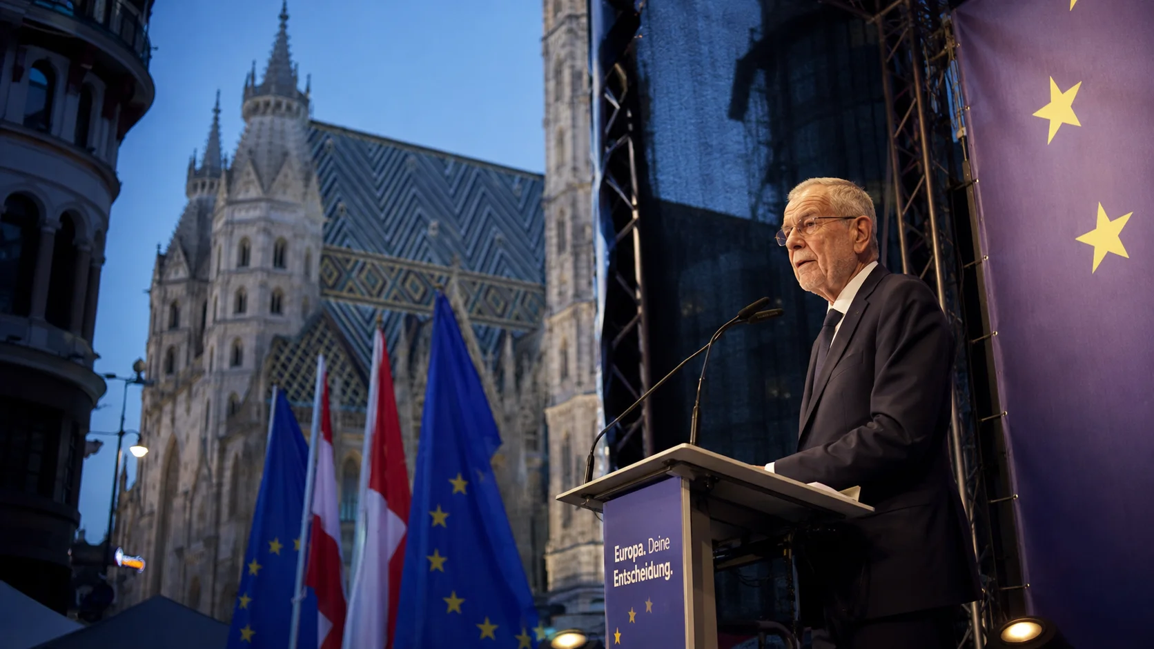 Van der Bellen ruft zum „Europa-Patriotismus“ auf – FPÖ kontert: „Aufforderung zur Selbstaufgabe“