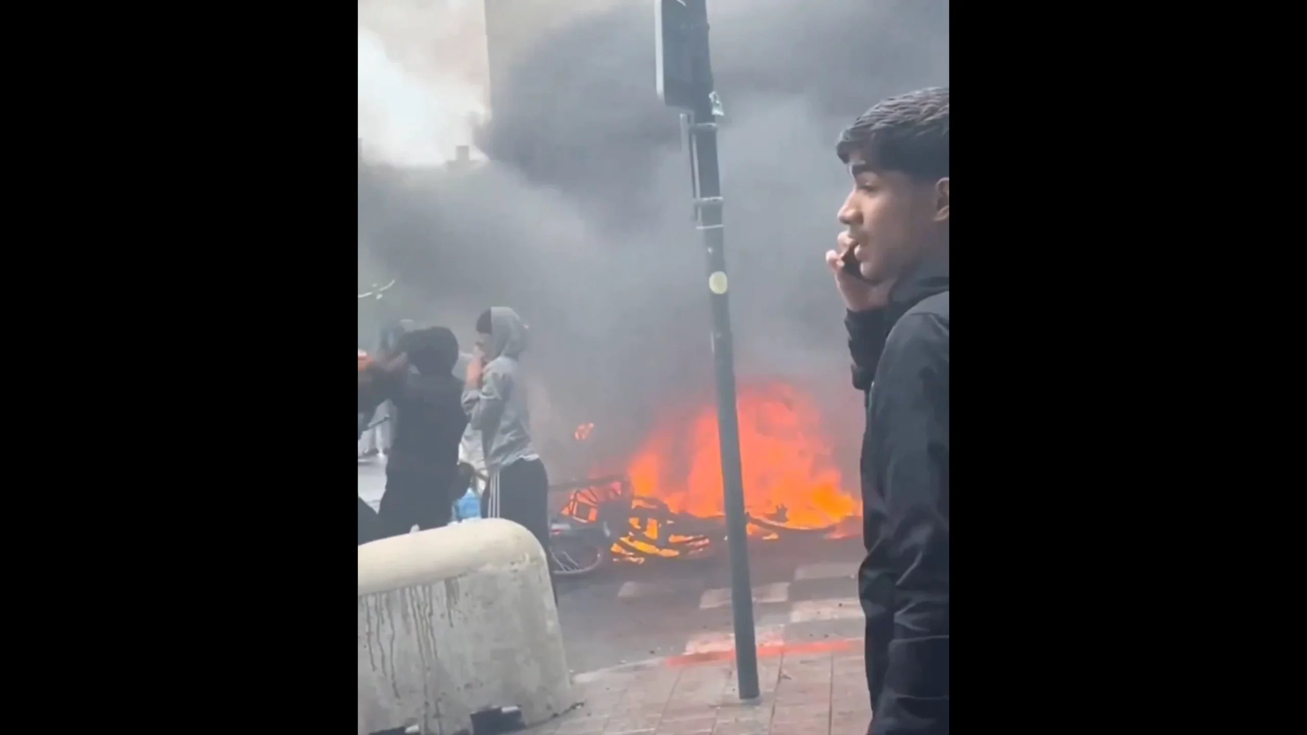 Migranten-Krawalle in Brüssel: „Studentenproteste“ als Deckmantel für Vandalismus in der EU-Hauptstadt