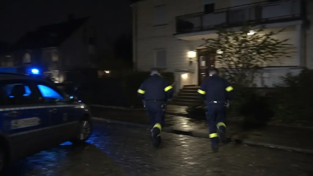 Messerangriff: Polizei lässt Tatverdächtigen auf freien Fuß – die Begründung ist unfassbar!